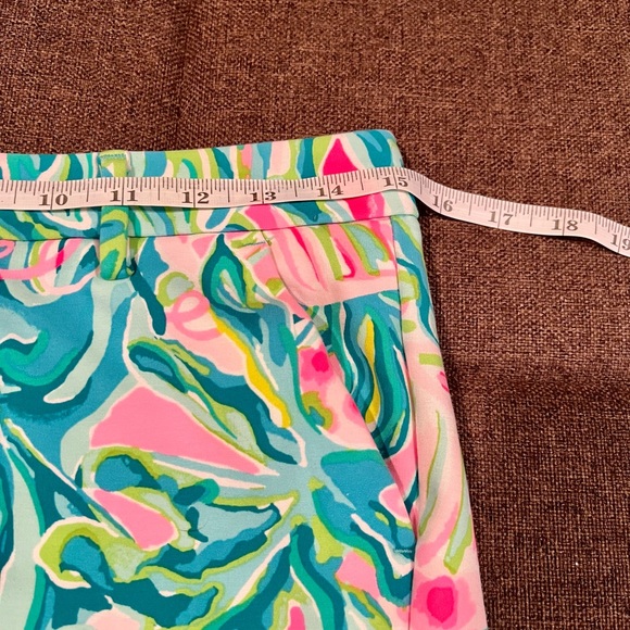 Lilly Pulitzer shorts - Picture 9 of 12